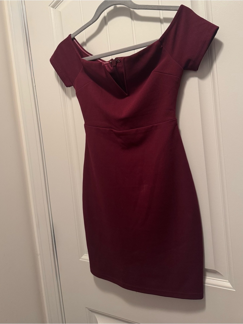 Lulus Burgundy Off Shoulder Bodycon Dress XS